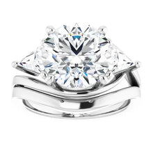 Load image into Gallery viewer, Golden Trio Solitaire Ring