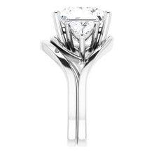 Load image into Gallery viewer, Golden Trio Solitaire Ring