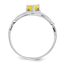 Load image into Gallery viewer, 14k White Gold CZ November Birthstone Claddagh Heart Ring
