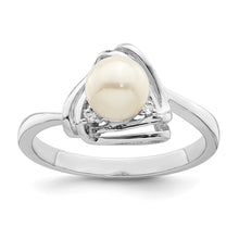 Load image into Gallery viewer, Sterling Silver Rhodium-plated FWC Pearl and CZ Triangle Ring
