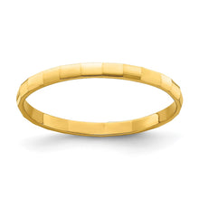 Load image into Gallery viewer, 14k Bamboo Texture Band Childs Ring
