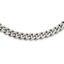 Load image into Gallery viewer, Stainless Steel Oxidized 9.25mm 22in Curb Chain
