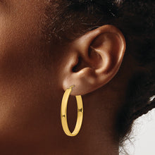 Load image into Gallery viewer, 14k Lightweight Oval Hoop Earrings
