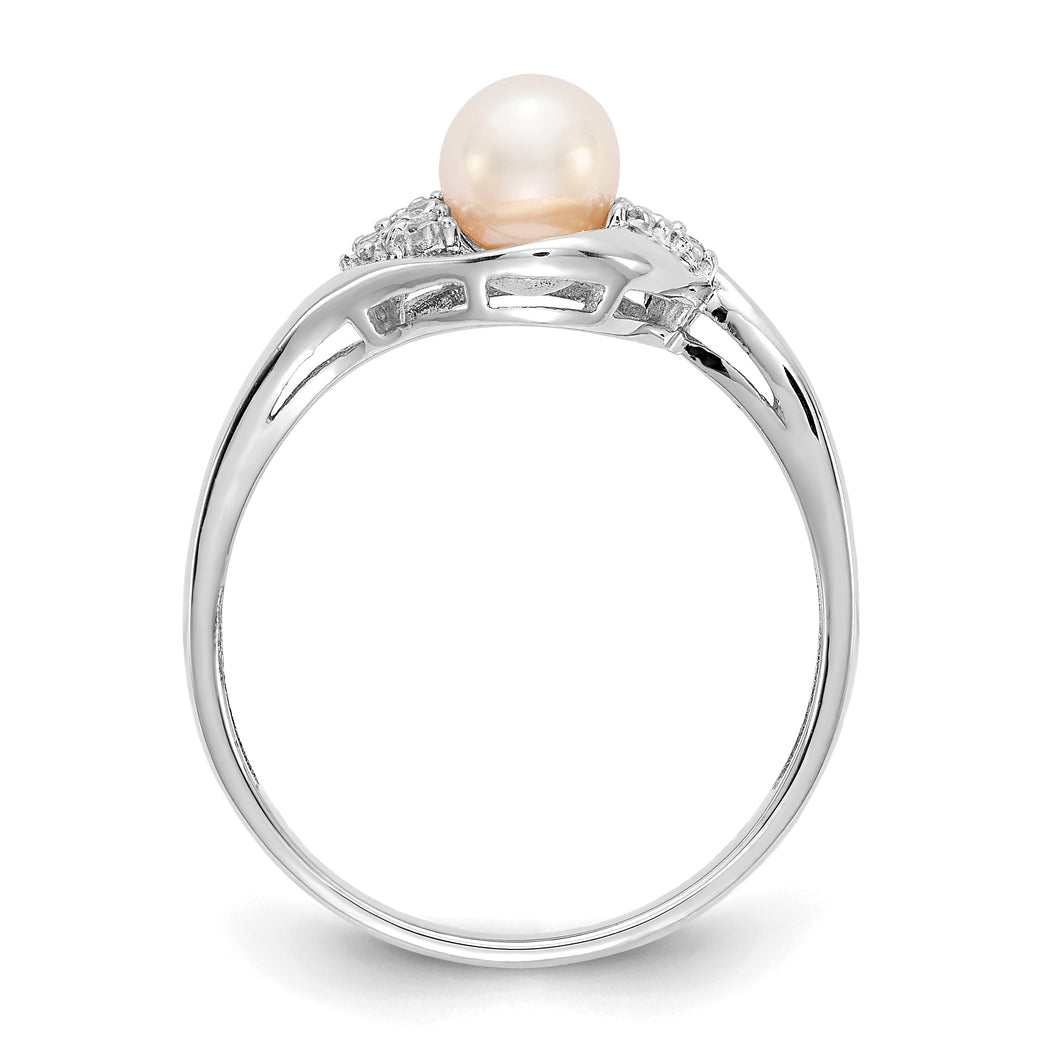 14k White Gold FW Cultured Pearl and Diamond Ring